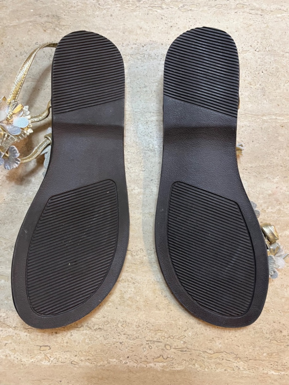 Never worn Penny Loves Kenny sandals Size 10 - Picture 2 of 6